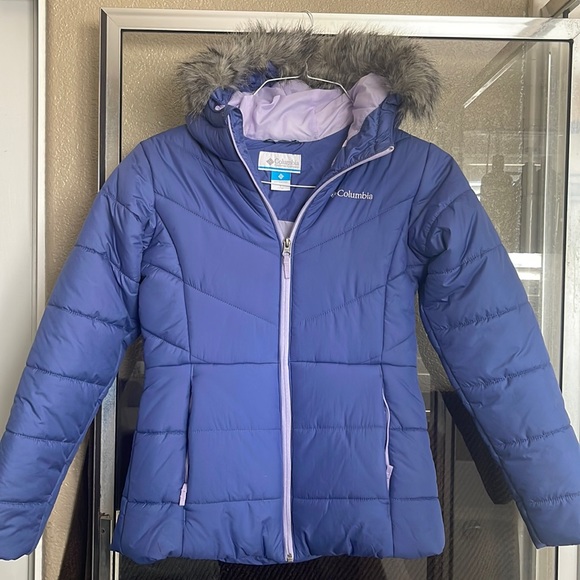 Columbia Jackets & Blazers - Gently used looks like it’s brand new Columbia Girls jacket